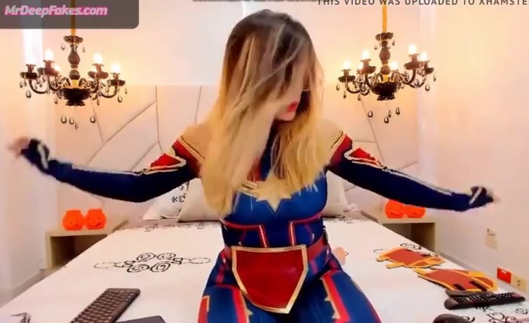 Jenny Carrera shows her beautiful big boobs on webcam [AI fakes]
