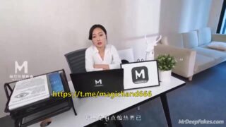 The guy at work ripped Crystal Zhang’s stockings – face swap (张天爱 智能换脸)