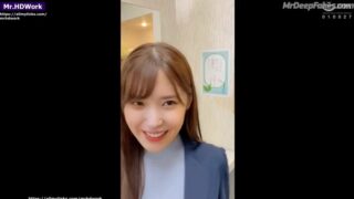 AI IU fucks with a guy in the school toilet (이지은 인공 지능)