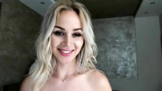 Fully naked Brenda Hughes twirls her beautiful body